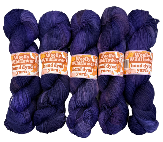 SMASHED BLACKBERRIES sw DK yarn