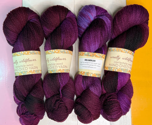 BRAMBLES corriedale fingering yarn
