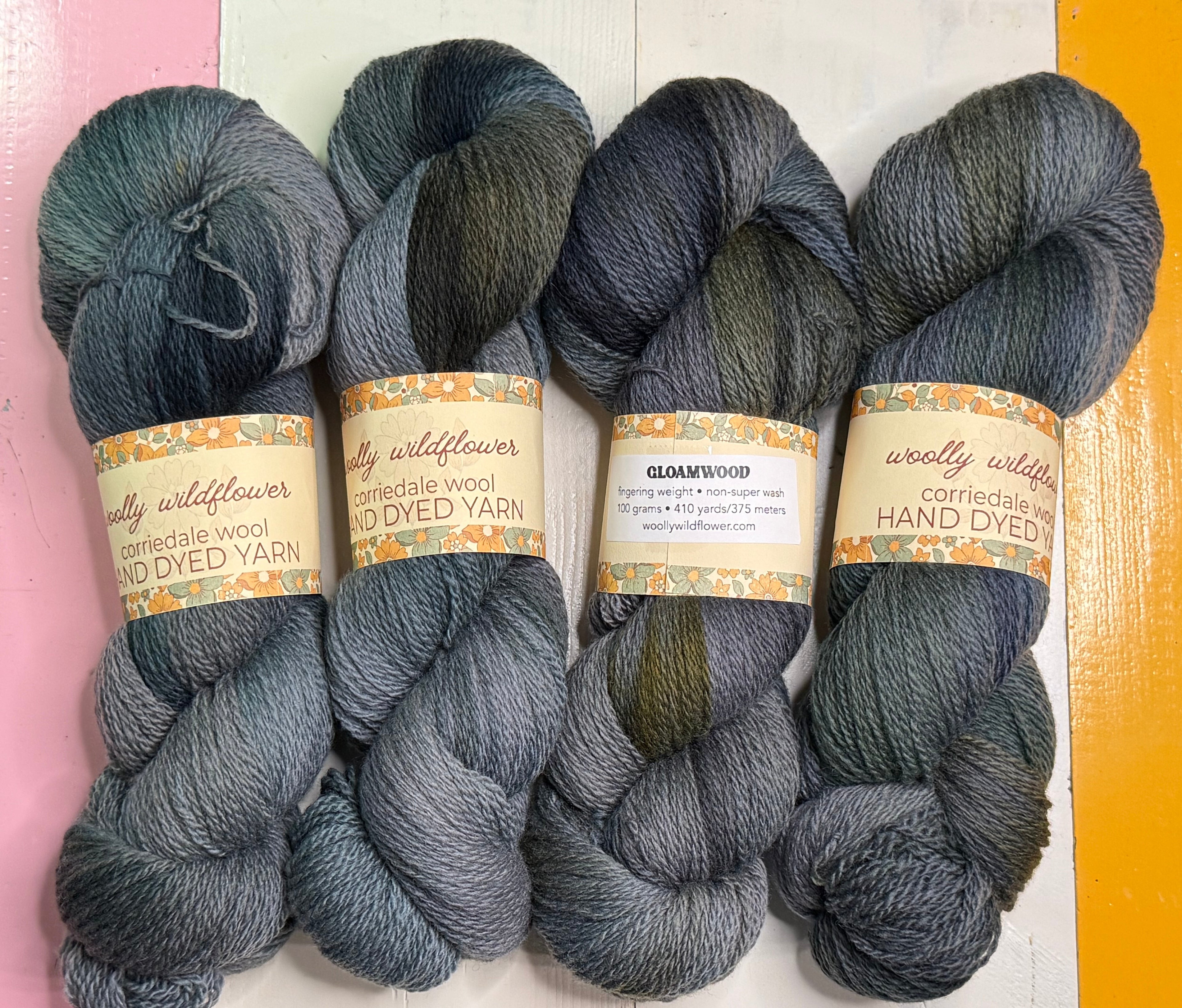 GLOAMWOOD corriedale fingering yarn