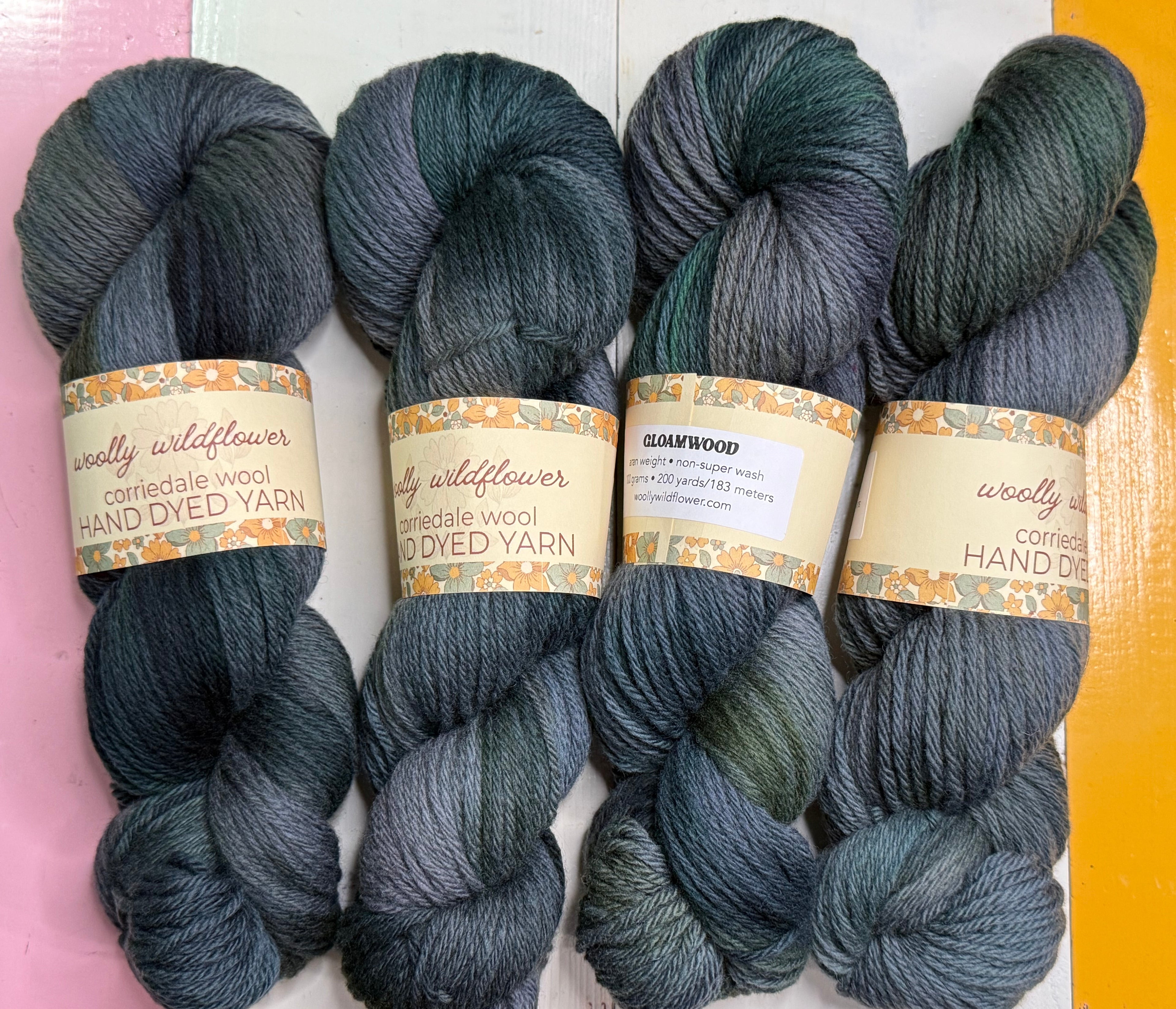 GLOAMWOOD corriedale aran yarn