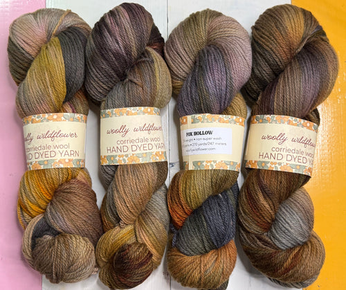 FOX HOLLOW corriedale DK yarn