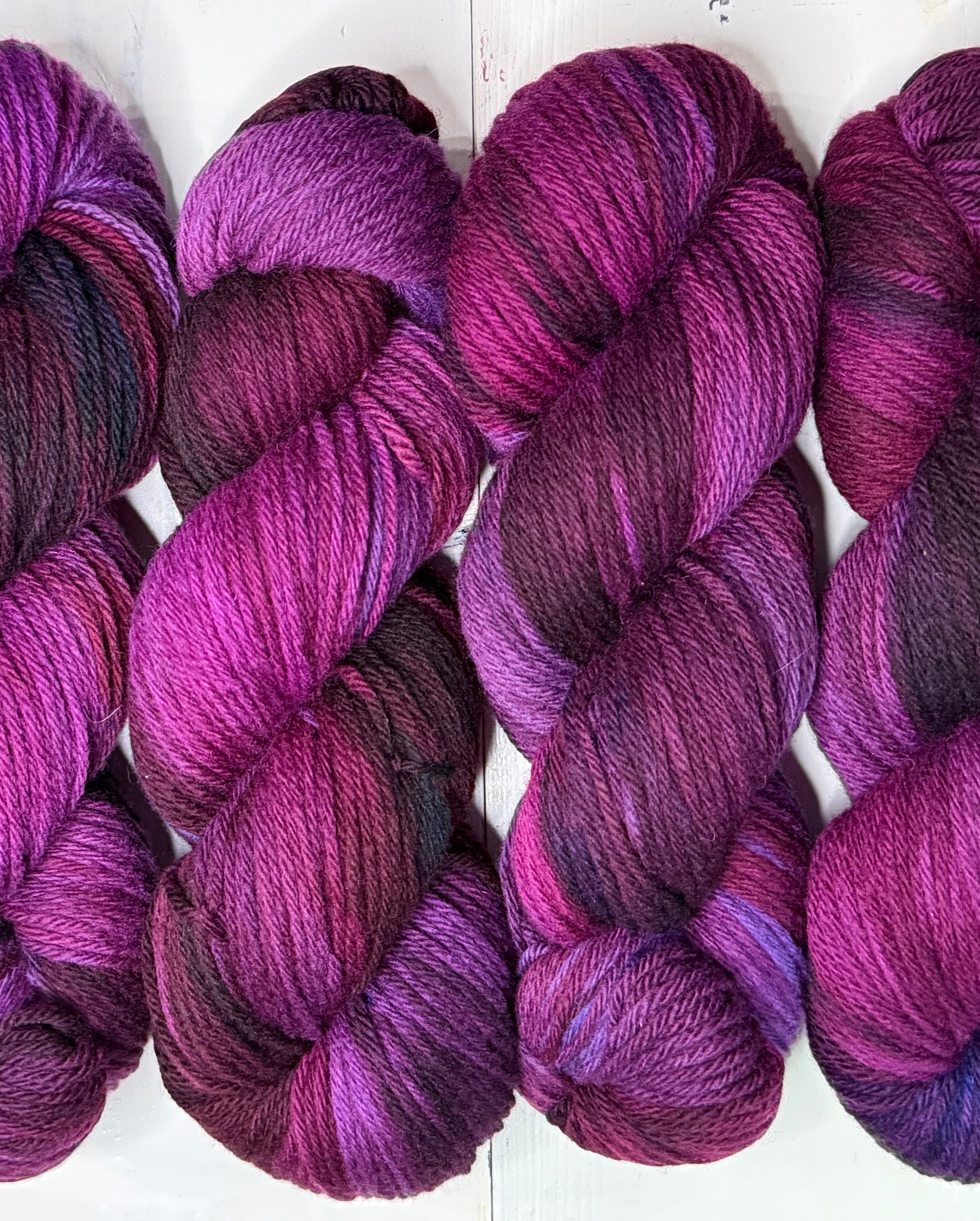 BRAMBLES  corriedale aran yarn