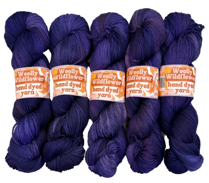 SMASHED BLACKBERRIES sw DK yarn